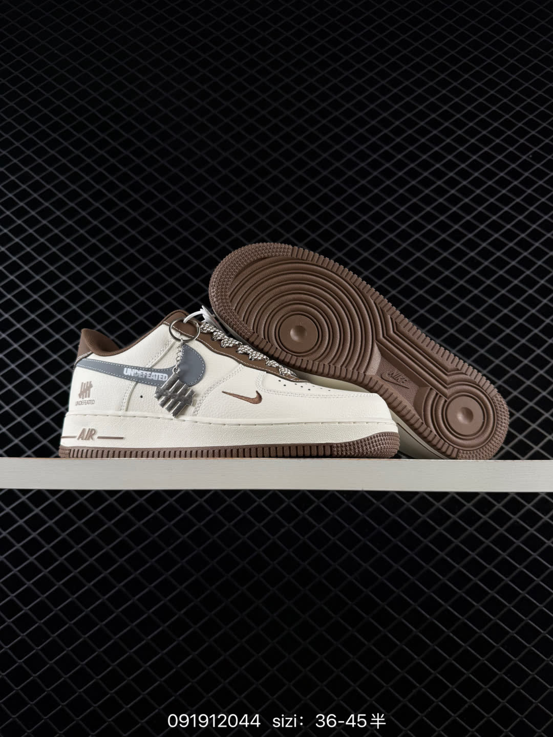 UNDEFEATED x Nike Air Force 1